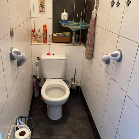 Au Repos Du Lezard, L Oasis Familial Habitación en casa particular