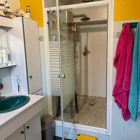 Habitación en casa particular Au Repos Du Lezard, L Oasis Familial