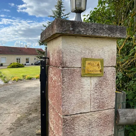 Alloggio in famiglia Au Repos Du Lezard, L Oasis Familial